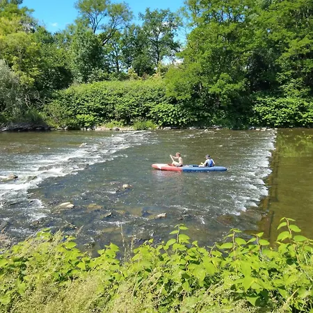 Srub V Lese Holiday home Hrabuvka